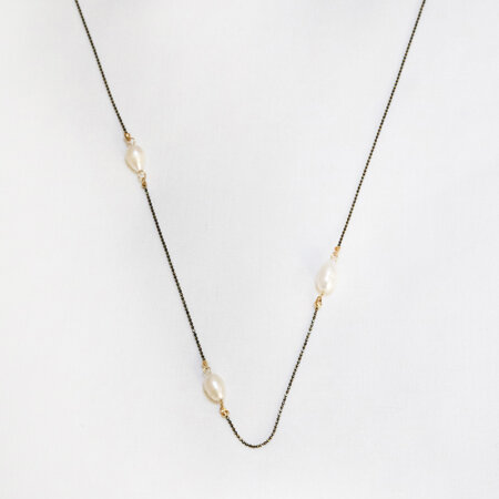 LAURANA kallirroi gr χειροποιήτο κόσμημα φο μπζού faux bijoux on line eshop κολιέ λαιμού μαύρο λευκό μαργαριτάρι διαμαντέ piraeus jewels πειραιάς γυναίκεια κοσμήματα